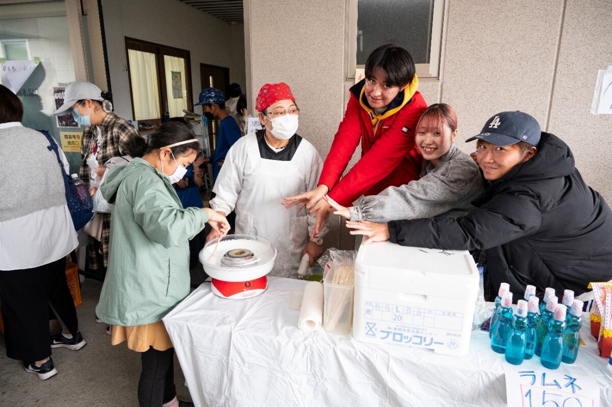 たまり場は 世代を超えた陽だまりに（栃木保健医療生協）